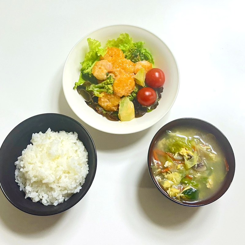 PORTE の食事 — 海老のプレート